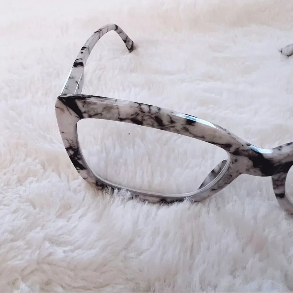 Leila White Marble Cateye Oversized Reader Glasses - Picture 3 of 10